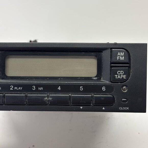1996-2000 Honda Civic EX DX Stereo Radio Receiver Player 39100-S01-A110 OEM FM - Picture 3 of 12